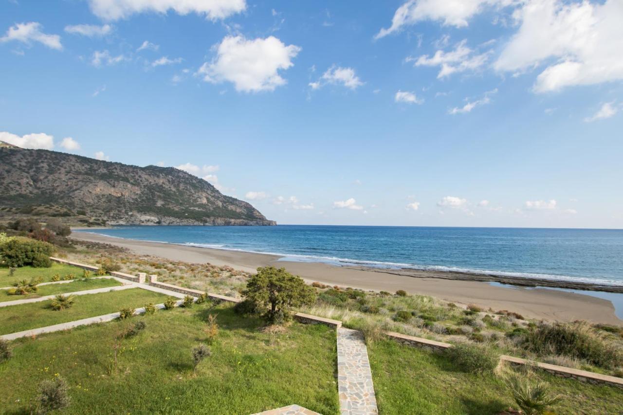 Beachfront Apartments Kárpathos Eksteriør billede